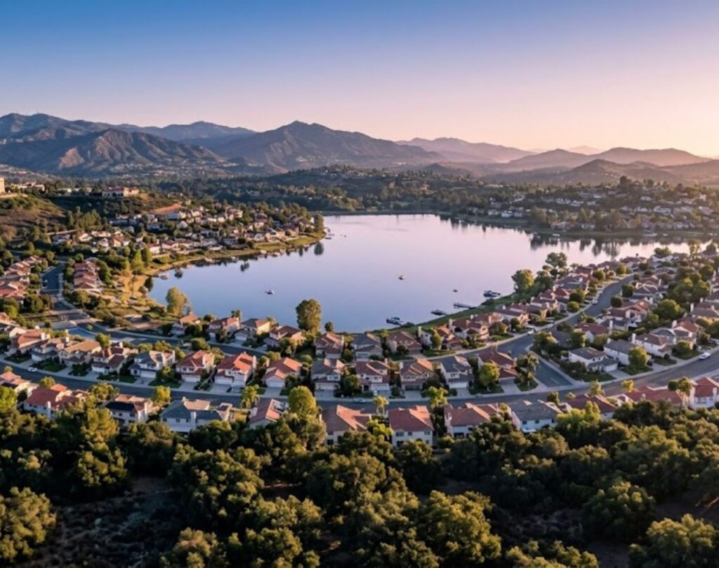 Looking north toward Lake,San Marcos, CA